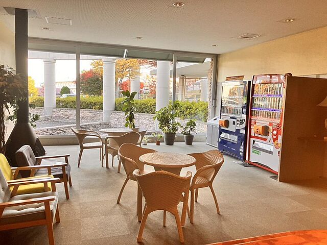 エントランス ダイアパレスラピュータ国見〜フルリノベ×ガーデンデッキ付〜 1階/103