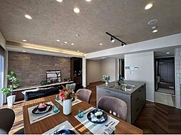 クレストフォルム蓮根城北公園 3LDKのリビング/ダイニング