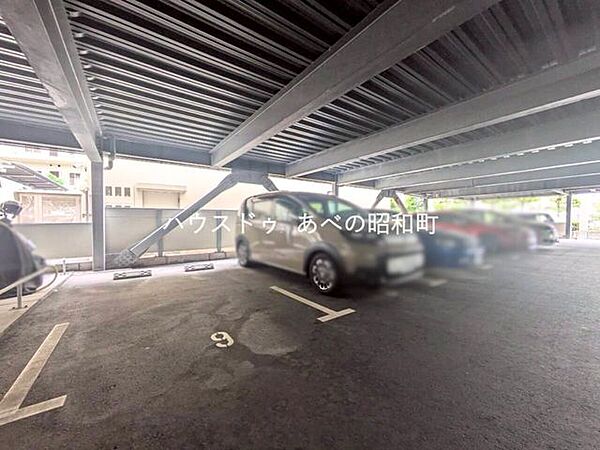 駐車場を拡大表示