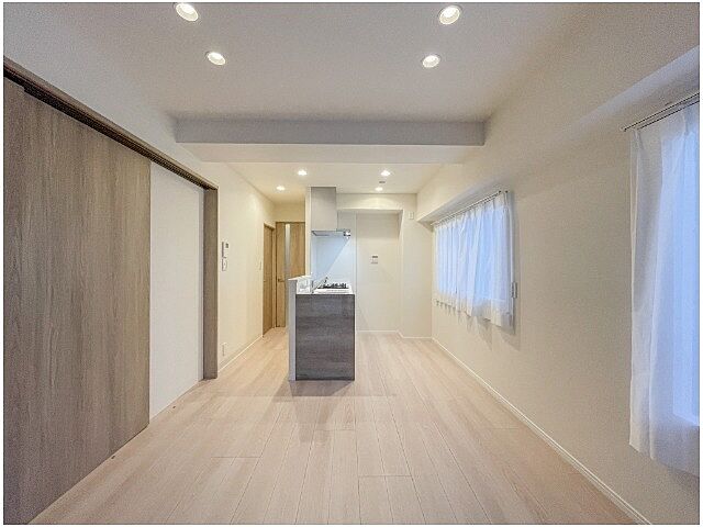 リビング/ダイニング メゾンマキ 3階/-