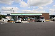 ファミリーマート足利常見町三丁目店(528m)