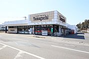 ヤマグチスーパー毛野店(662m)