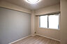 洋室：窓のある洋室。書斎や趣味のお部屋として、使い方が広がります。