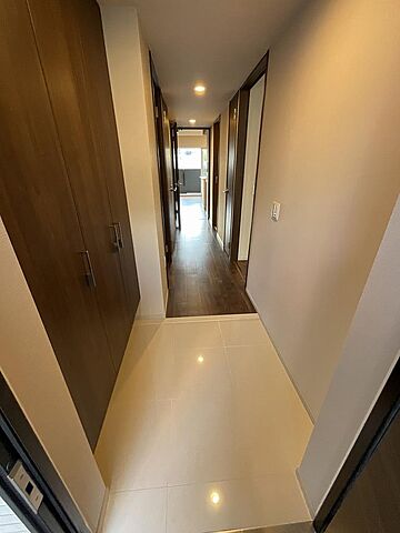 玄関 南海線 和歌山市駅 徒歩14分