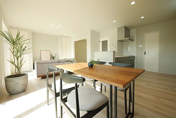 リビング/ダイニング