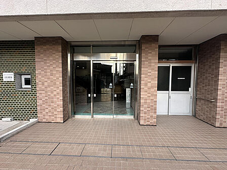2駅2路線利用可能な好立地。大規模修繕済みで管理体制良好です