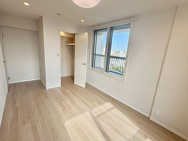 洋室 JR山手線 新大久保駅 徒歩8分