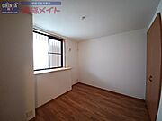 別部屋反転写真です