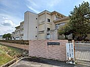 伊賀市立府中小学校 255m