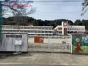 伊賀市立柘植小学校 1169m