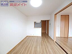 居間