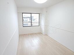 クローバー フレア 2階2LDKのリビング/ダイニング