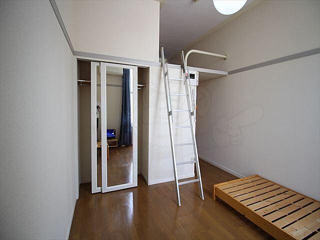 寝室