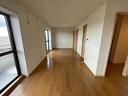 ルミエール 2階2LDKのリビング/ダイニング