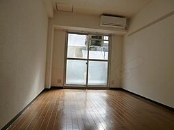 F．Hグリーンロイヤル高槻（エフエイチグリーンロイヤル高槻） 5階1Kのリビング/ダイニング