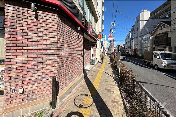 敷地東側の前面...