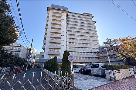 東中野ハイムの外観(北西側から)