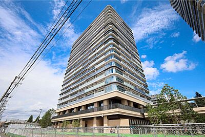 外観:パークシティ中野ザタワーブリーズの外観(南東側から) 外観:パークシティ中野ザタワーブリーズの外観(南東側から)