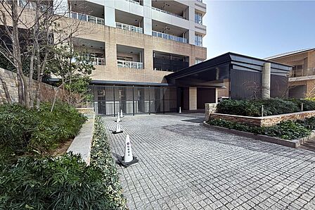 エントランスアプローチ