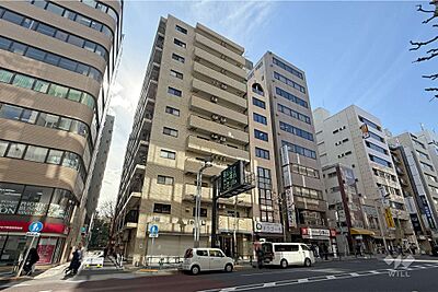 外観:ライオンズマンション御苑前の外観(北東側から) 外観:ライオンズマンション御苑前の外観(北東側から)