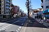 その他：敷地南東側の前面道路（北東側から）