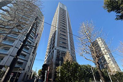 外観:レグノ・セレーノの外観(北東側から) 外観:レグノ・セレーノの外観(北東側から)