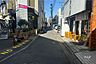 その他：敷地西側の前面道路