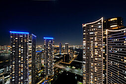 部屋からの眺望（夜景）