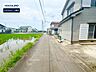 外観：前面道路含む現地写真