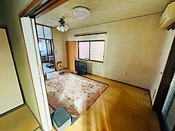 居間