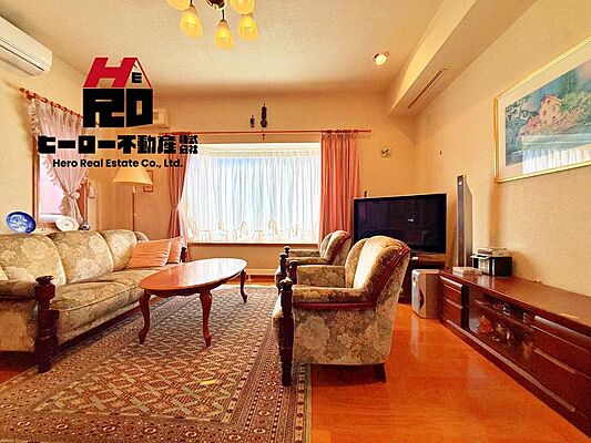 リビング/ダイニング 前橋市下大島町中古「寝室15帖」のお家