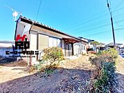 爽やかな青空の下に贅沢なほどに降り注ぐ陽光、豊かな居住性と、クオリティが見事に調和した住空間は、住まうことの喜びを感じさせてくれます。