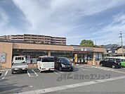 セブンイレブン　奈良あやめ池南6丁目店まで450メートル