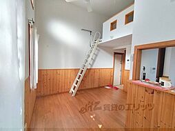 カサフェリス富雄弐番館 1階ワンルームのリビング/ダイニング