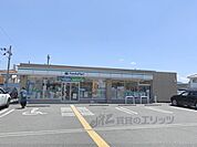 ファミリーマート　奈良大安寺店まで500メートル