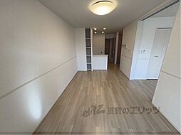 プリュニエ　キャトル 105 1階1LDKのリビング/ダイニング