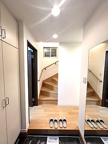 玄関 台東区東上野5丁目