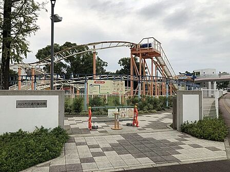刈谷市交通児童遊園 徒歩5分。 400m