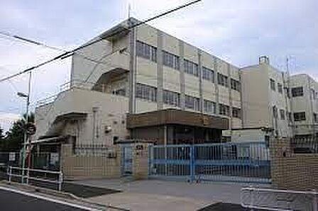 名古屋市立日吉小学校 徒歩10分。 800m