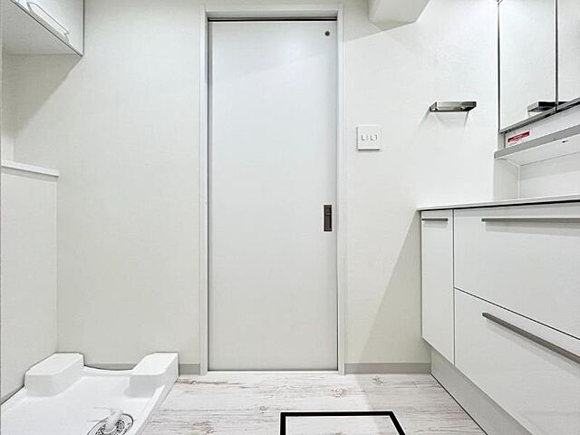 洗面 コスモ平井 1階/-