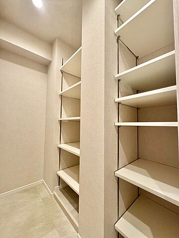 玄関 日商岩井新小岩マンション 2階/-