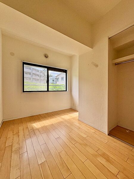 洋室を拡大表示