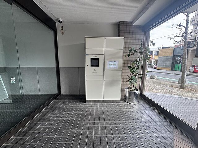 エントランス ヴィルヌーブ一之江 10階/1001