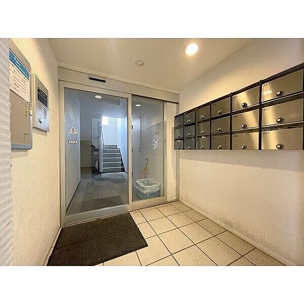 建物エントランス