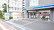 ローソン 吹田豊津中学校前店 194m