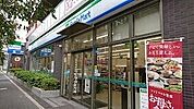 ファミリーマート 吹田広芝町店 102m