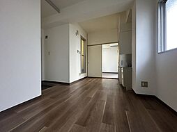 居間