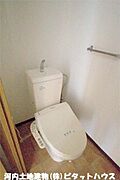 類似室内。部屋によりクロス・床等の色が異なる場合がございます。
