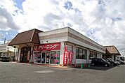 スーパー「とりせん 氏家店まで2092m」