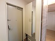 鏡付きシューズボックス